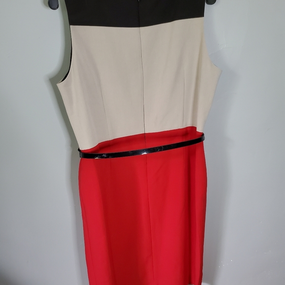 9 & Co Mid length dress sz 14 Black Red Beige - Picture 2 of 4